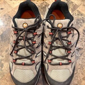 Merrell Gray and Black Athletic Shoes